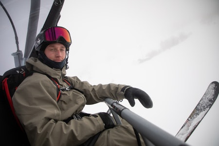 FULL GASS: Covid-pandemien kom på verst tenkelige tidspunkt for Stinius Skjøtskift, men nå er han bedre og mer ambisiøs enn noensinne. Foto: Tore Meirik Mann i stolheis