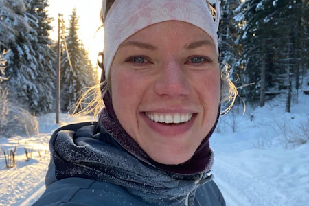 ALT SKAL BORT: Swix, med Åse-Line Eide i spissen, vil ha fluorfrie forhold i skisporet. Foto: Privat åse-line eide brand manager swix