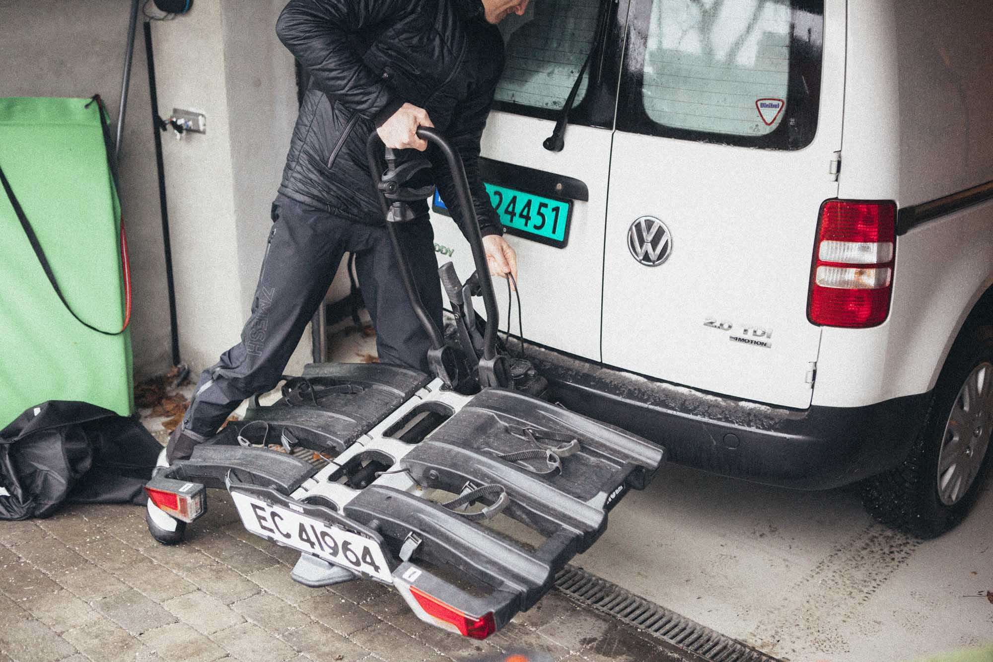 Test av Thule EasyFold XT3 sykkelstativ TERRENGSYKKEL.NO