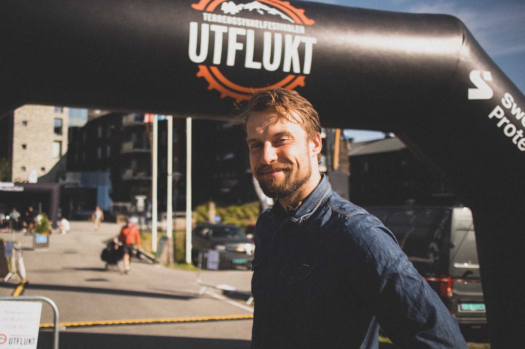 SER FRAM TIL NY FESTIVAL: Festivalsjef Adam Tumidajewicz gleder seg til juni og Utflukt i Trysil. Foto: Kristoffer H. Kippernes. sykkelfestival i Trysil