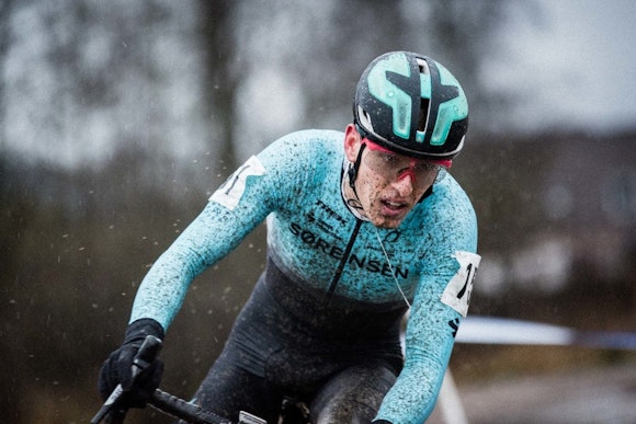TEKNIKER: Tobias Halland Johannesen har NM-gull i terrengsykling, og NM-sølv i cyclocross. Her fra Spikkestad-NM i 2019. Foto: Henrik Alpers. 