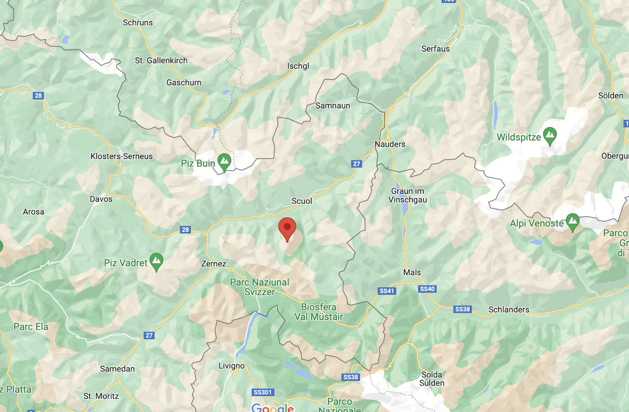 OMKOM: Det var i et snøskred i dette område 18-åringen omkom. Foto: Google Maps Snøskred