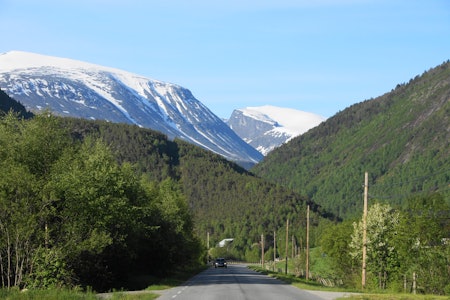 Denne turen går fra frodig dalbunn til karrig høyfjell. Foto: Rob Stoeltje Denne turen går fra frodig dalbunn til karrig høyfjell. Foto: Rob Stoeltje