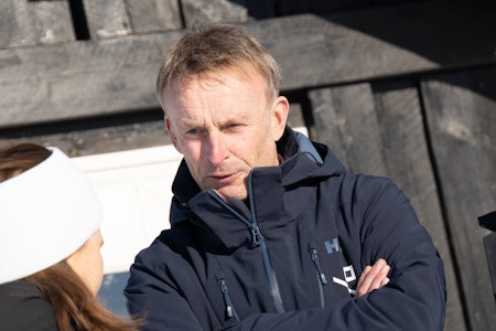 MER TRAFIKK: Øyvind Wæhle sier Voss Resort opplever større trafikk fra sentrum etter at gondolen åpnet, som ga behovet for den nye stolheisen. Foto: Jon Hunnålvatn Tøn Øyvind Wæhle i Voss Resort.