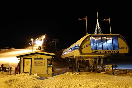 ULYKKE: En person er død etter en ulykke i skiheis på Bjorli. Bildet fra en tidligere anledning. Foto: Erlend Sande Bjorli skisenter