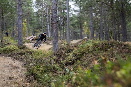 BYGGER SYKKELPARK: Oppdal sykkelarena er i år klar for bruk, og skal utvides i løpet av 2022. Foto: Trio Media oppdal sykkelarena stisykling