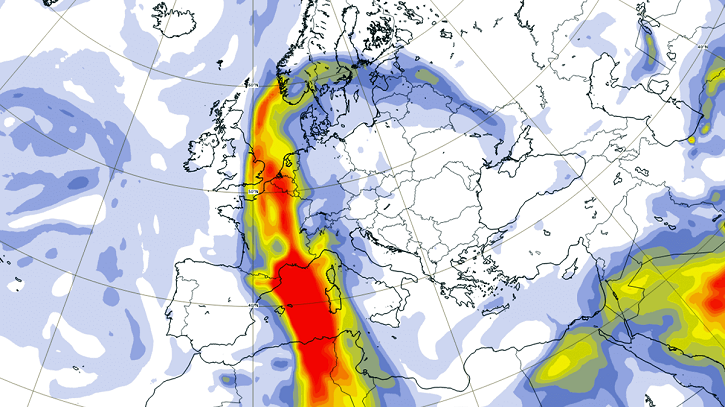 VEIEN FRA SAHARA: Slik så værkartet ut på Severe Europe Weather og viser hvordan sand og stør fra Sahara kan ha blitt blåst hele veien opp til Norge. Bilde: Severe Europe Weather VEIEN FRA SAHARA: Slik så værkartet ut på Severe Europe Weather og viser hvordan sand og stør fra Sahara kan ha blitt blåst hele veien opp til Norge. Bilde: Severe Europe Weather