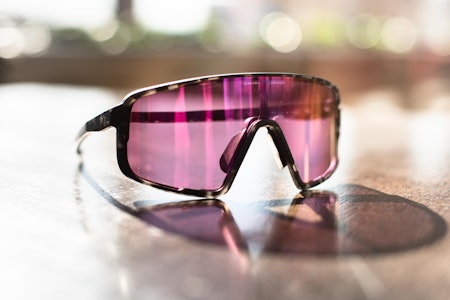 SCHVÆRE: Sweet Memento er en fullrammebrille med stort utsyn. Foto: Henrik Alpers.  SCHVÆRE: Sweet Memento er en fullrammebrille med stort utsyn. Foto: Henrik Alpers.