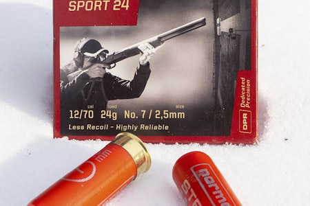 TEST: Norma Steel Max en eske og to Norma Steel Max leirduepatroner