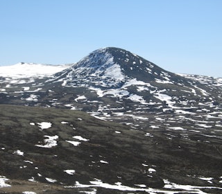 Muen (1424 moh.) er en karakteristisk topp som er et populært turmål. Muen i gudbrandsdalen
