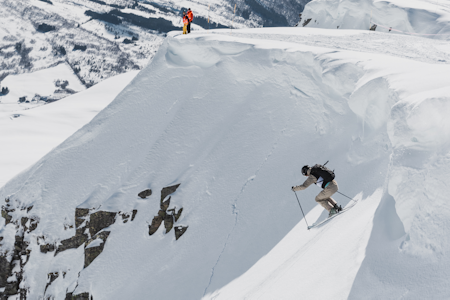 XFREE: Vanligvis kan publikum forvente rå kjøring fra snowboardere og skikjørere, men i år lå ikke forholdene til rette for å kunne fullføre konkurransen. Foto: Anders Holtet. Xfree