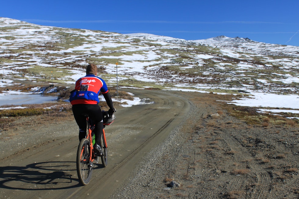 Sykkelturen til Blåhø (1618 moh.) er en tur for tøffinger.