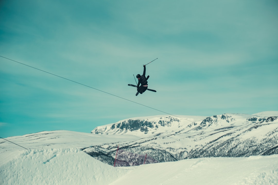 SISTE HOPPET: Andreas Håtveit på ett av de gigantiske hoppene i Vestliaparken på Geilo. Foto: Bård Gundersen SISTE HOPPET: Andreas Håtveit på ett av de gigantiske hoppene i Vestliaparken på Geilo. Foto: Bård Gundersen