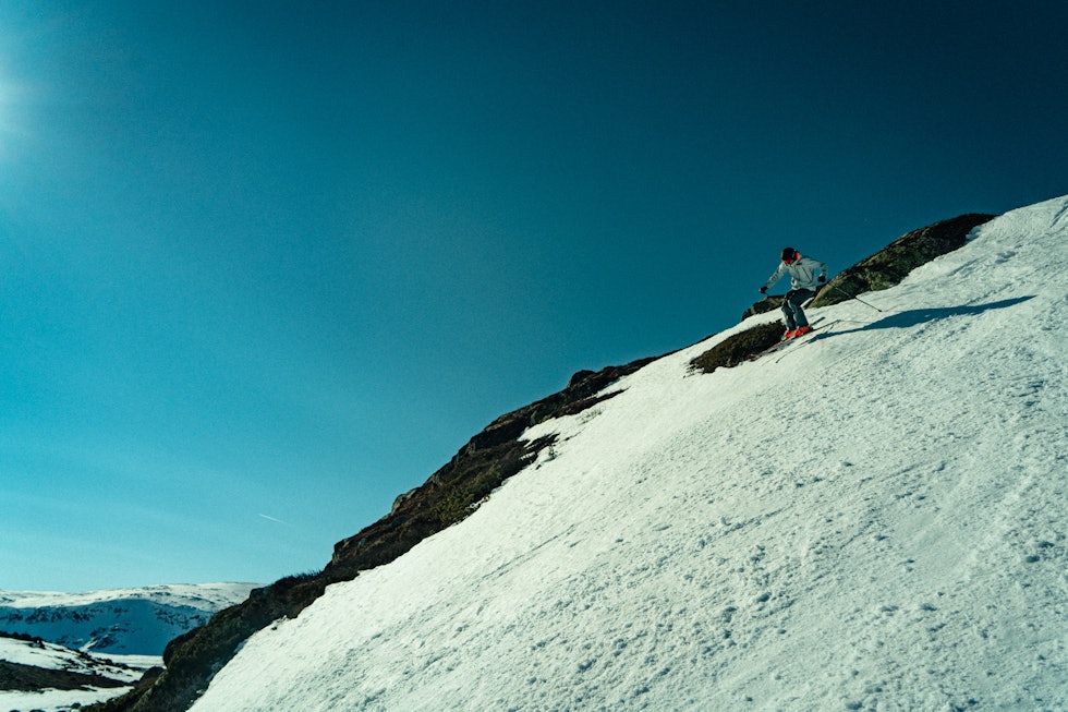 SKIERS RIGHT: Selv om de fleste drar seg ut skier left for å finne lykken, er det også muligheter på den andre siden av skisenteret i følge Steinar Slåke-Lerberg. Foto: Christian Nerdrum