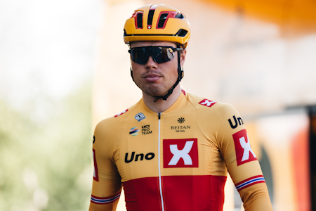 UTE: Rasmus Tiller måtte stå av Paris-Roubaix etter en velt. Foto: Wordup Projects rasmus tiller paris-roubaix