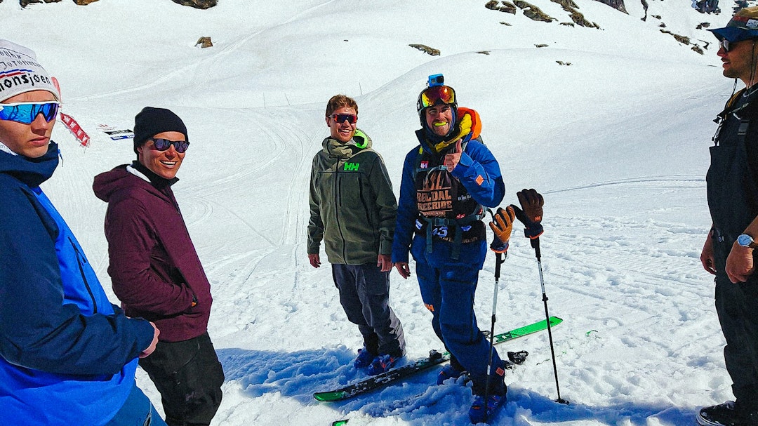 HØKKERS: Dennis Risvoll og et knippe av de talentfulle frikjørerene fra Lemonsjøen rundt seg. Også kalt Trollhøe Høkkers. Foto: Erlend Sande HØKKERS: Dennis Risvoll og et knippe av de talentfulle frikjørerene fra Lemonsjøen rundt seg. Også kalt Trollhøe Høkkers. Foto: Erlend Sande