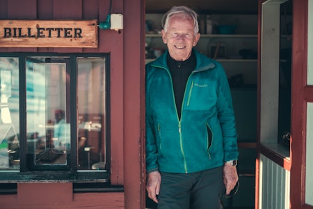 KLAR FOR Å RUNDE AV: Knut Anfinset har drevet Hallingskarvet Skisenter i over 40 år. Foto: Bård Gundersen Knut Anfinset på Hallingskarvet