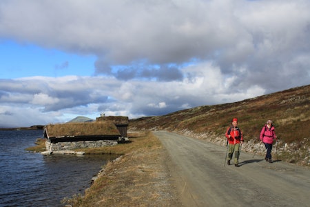 Vandrere ved Smuksjøseter ved Høvringen. Høvringen vandrere