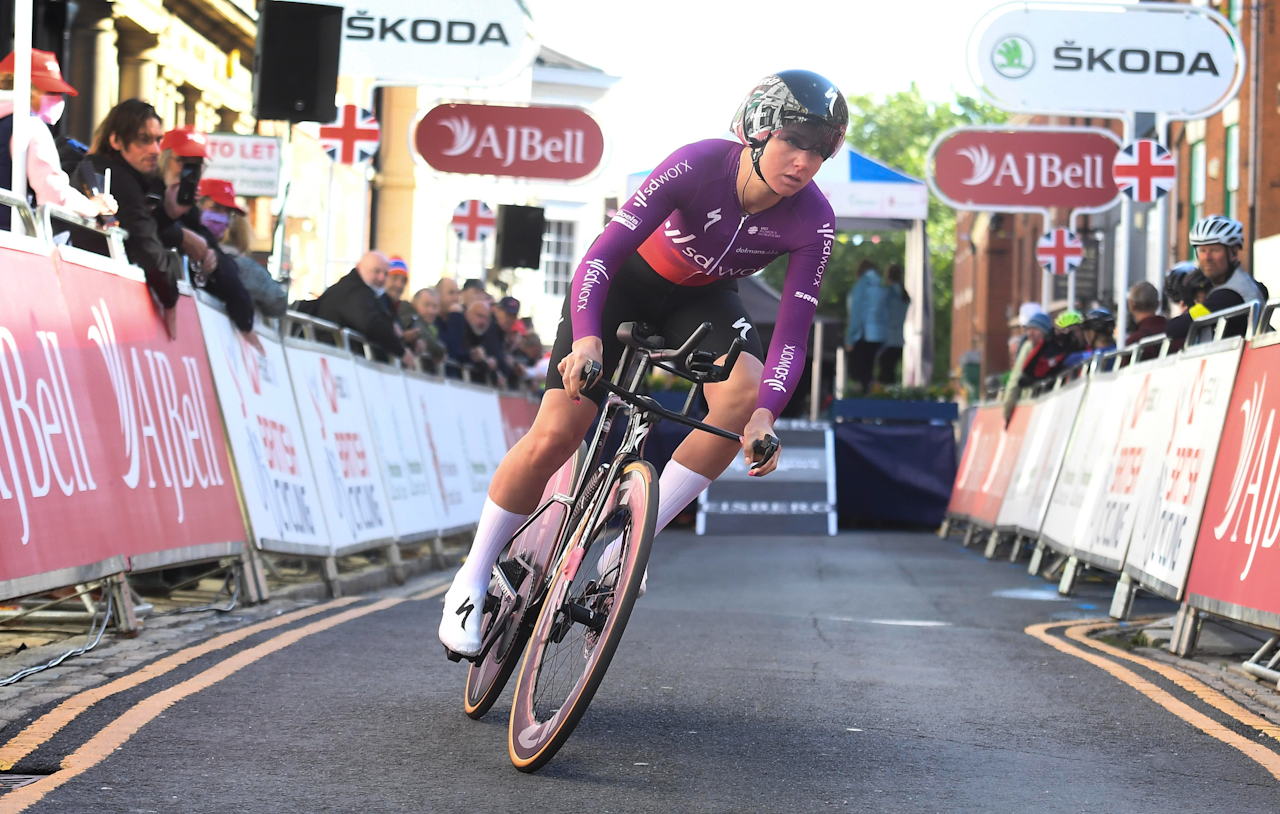FORBY HELE GREIA? SKal temposykler bli forbudt, slik noen mener? Chantal van den Broek-Blaak, Tour of Britain 2021. Foto: Cor Vos. FORBY HELE GREIA? SKal temposykler bli forbudt, slik noen mener? Chantal van den Broek-Blaak, Tour of Britain 2021. Foto: Cor Vos.