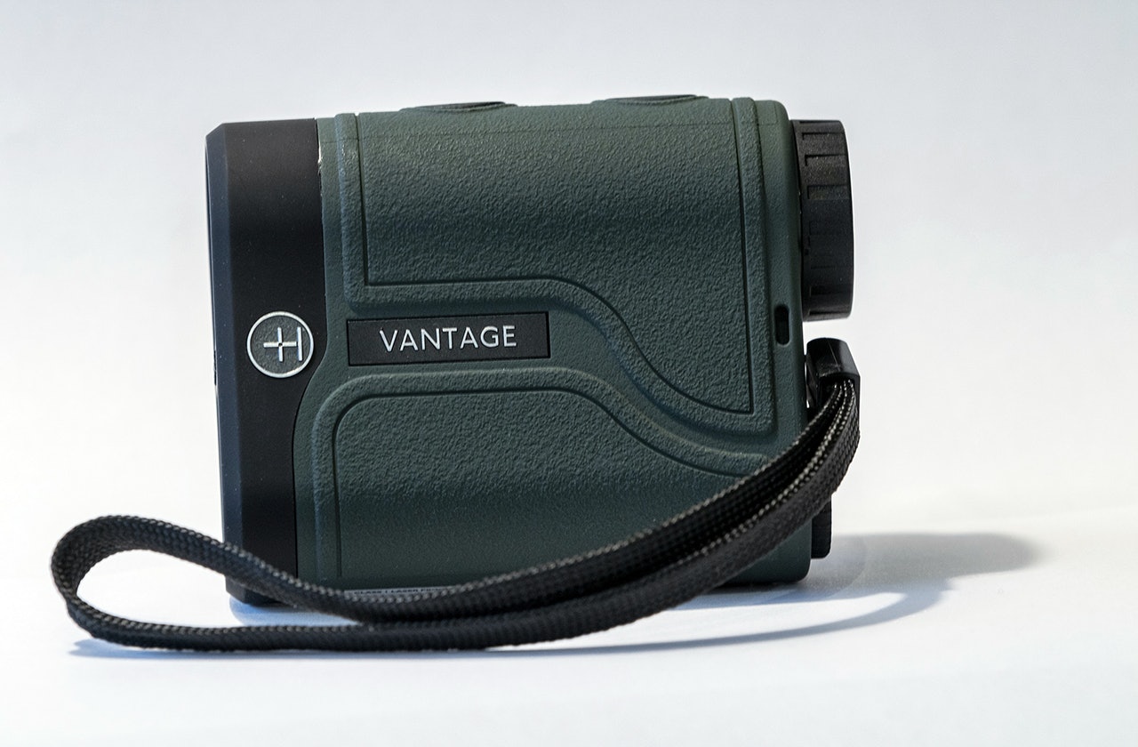 HAWKE VANTAGE 900: Hawke Vantage avstandsmåler ble nummer 3 i testen Avstandsmåleren Hawke Vantage 900 til test