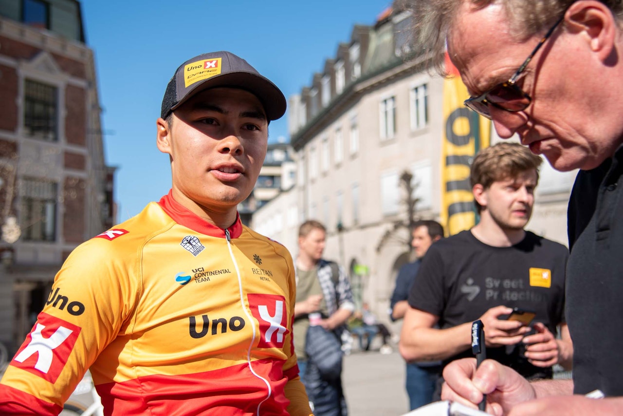 VANT: Sakarias Koller Løland gikk til topps i Ringerike GP 2022 etter en sterk spurt på Søndre Torg. Foto: Henrik Alpers