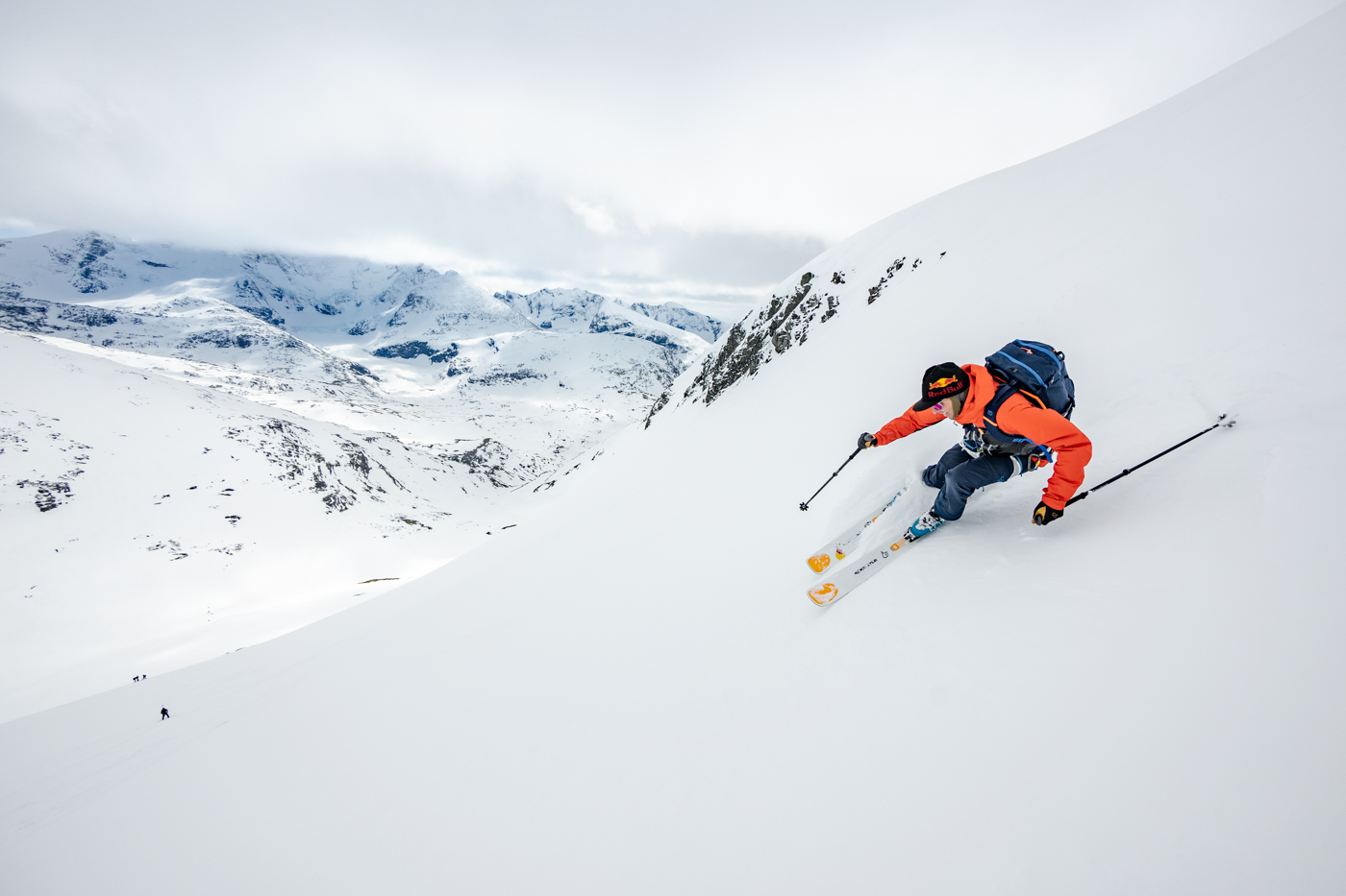 Norrøna-ambassadør og legende Chris Davenport på Turtagrø i 2022. Foto: Brynjar Tvedt