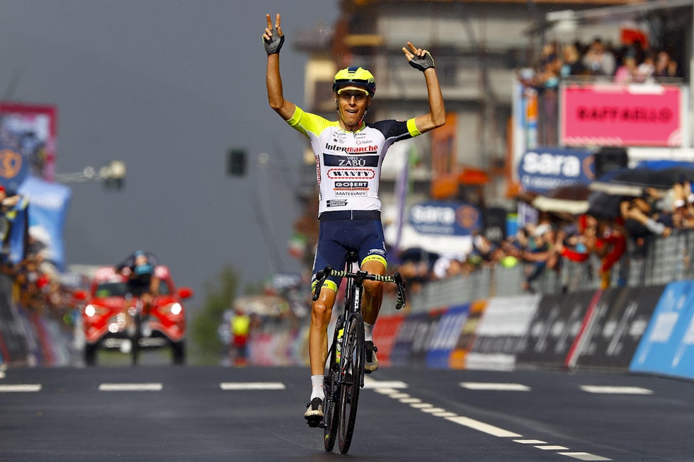 EN STOR BLANT FÅ: Jan Hirt hadde bare fire proffseire foran dagens Giro-etappe, og to av dem kom i vår, i Tour of Oman. Tirsdag ettermiddag tok han karrierens største triumf. Foto: Cor Vos EN STOR BLANT FÅ: Jan Hirt hadde bare fire proffseire foran dagens Giro-etappe, og to av dem kom i vår, i Tour of Oman. Tirsdag ettermiddag tok han karrierens største triumf. Foto: Cor Vos