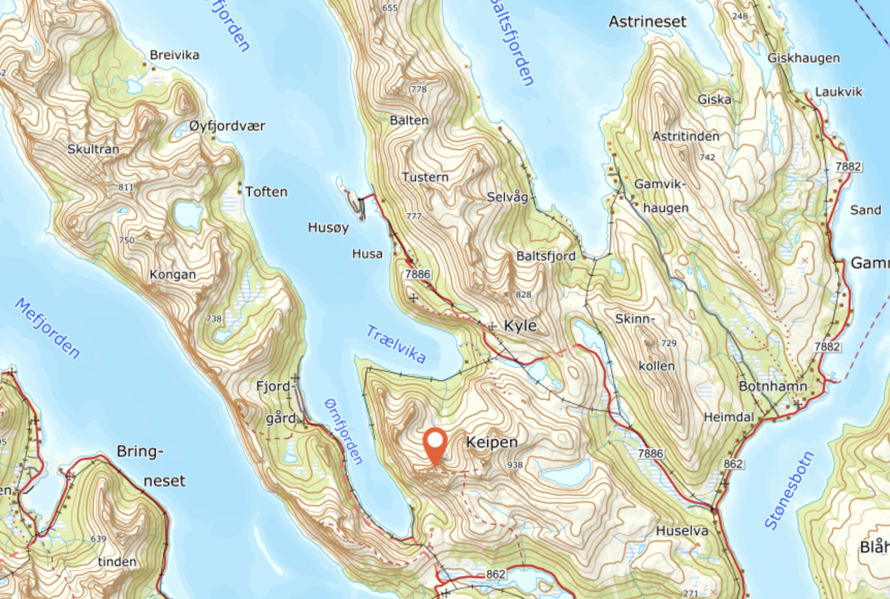 OMKOM: En mann er omkommet etter en fallulykke på Grytetippen. Foto: Norgeskart Grytetippen.