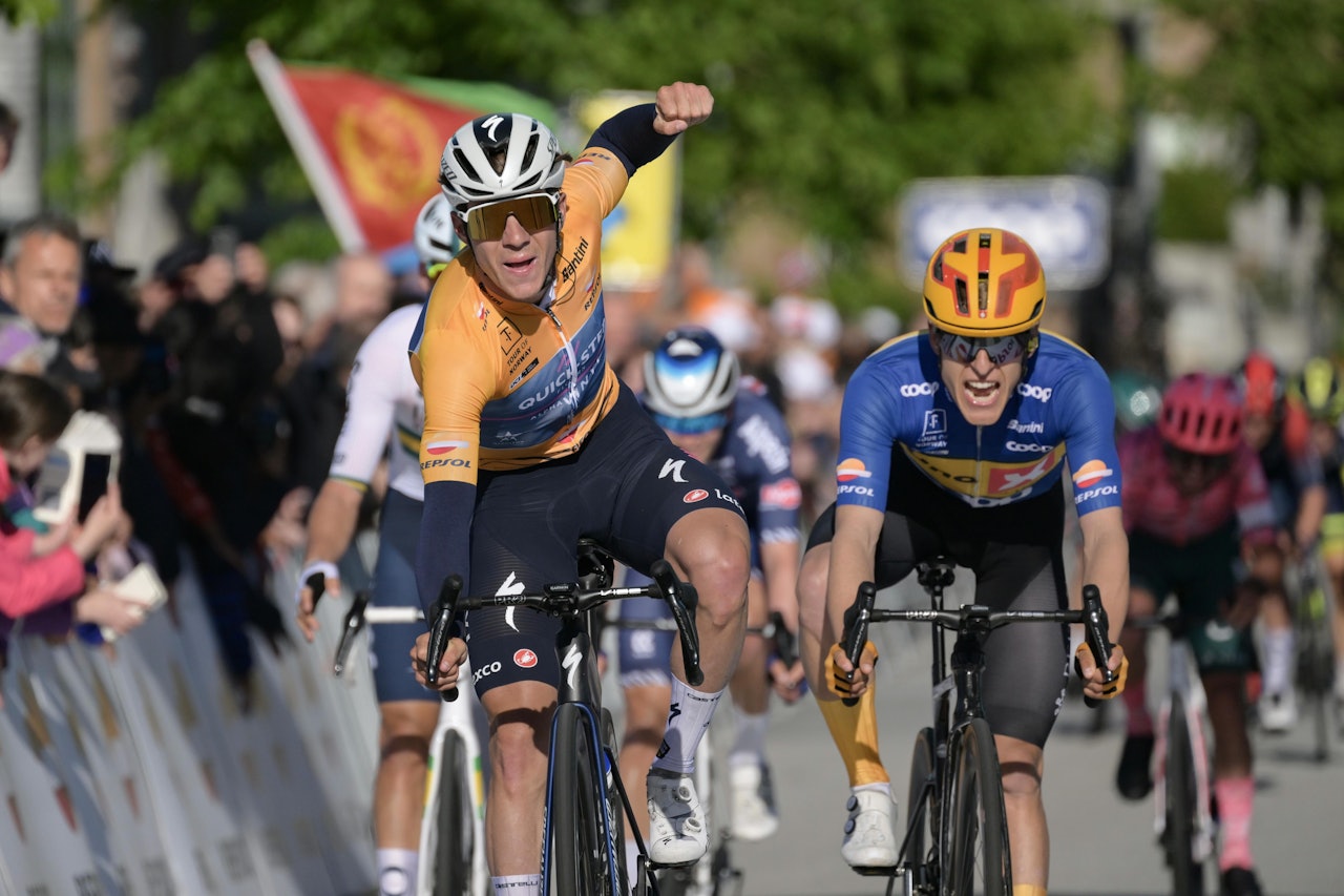VANT IGJEN: Remco Evenepoel vant sin tredje etappe i årets Tour of Norway, mens seieren glapp for Tobias Halland Johannessen igjen. Foto: Cor Vos