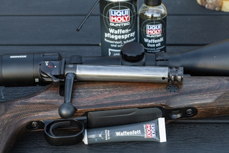 LIQUI MOLY: Våpenpleie-produktene fra Liqui Moly består av våpenolje, våpenspray og våpenfett. R liqui moly våpenolje hagle vedlikehold test