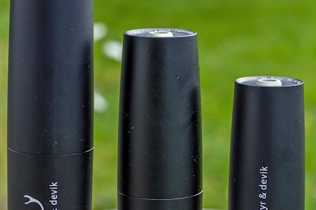 NORSKPRODUSERT: Freyr & Devik Featherweight lyddempere til test Tre Freyr & Devik Featherweight lyddempere til test