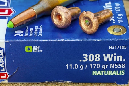 HØY RESTVEKT: Fra en kaliber .308 har Lapua Naturalis en utgangsfart på 800 m/s, tilsvarende resultat hele 99,5% restvekt og diameter på 14,5 mm. HØY RESTVEKT: Fra en kaliber .308 har Lapua Naturalis en utgangsfart på 800 m/s, tilsvarende resultat hele 99,5% restvekt og diameter på 14,5 mm.