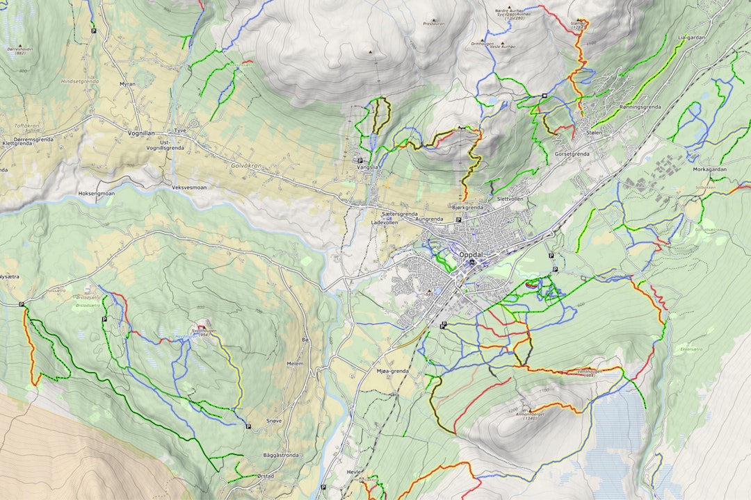 Et utsnitt av alle linjene du finner rundt Oppdal. Svarthaugen nederst til venstre (og Svarthaugsæterstien på vestsiden) Et utsnitt av alle linjene du finner rundt Oppdal. Svarthaugen nederst til venstre (og Svarthaugsæterstien på vestsiden)