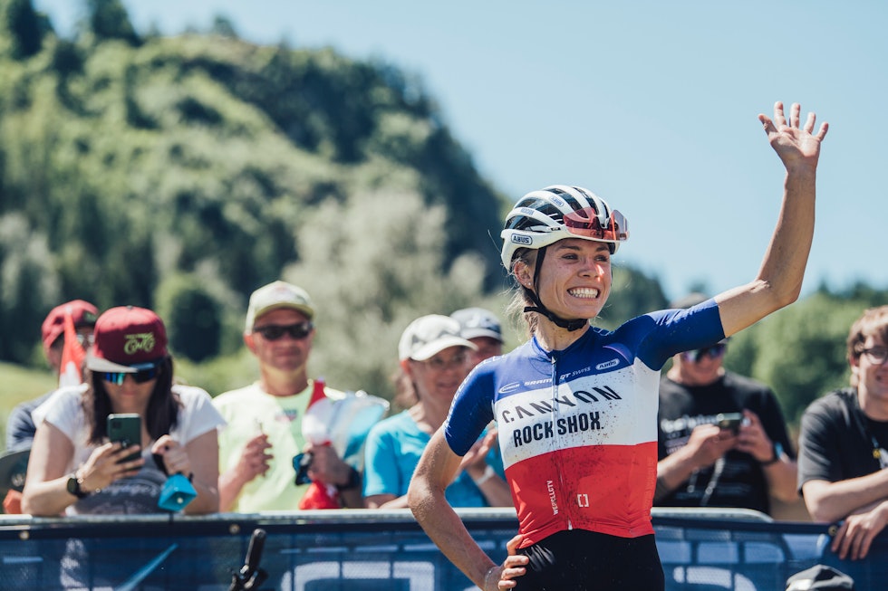 STYRTE RITTET: Leona Lecomte tok kontroll fra start av rittet og styrte rittet til mål. Foto: Bartek Wolinski / Red Bull Content Pool STYRTE RITTET: Leona Lecomte tok kontroll fra start av rittet og styrte rittet til mål. Foto: Bartek Wolinski / Red Bull Content Pool