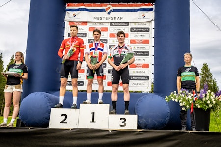 NM-PODIET: Martin E. Farstadvoll tok gull, mens storebror Henrik E. Farstadvoll tok bronse. Foto: Jan Aasgaard / @janaasgaardphoto NM-PODIET: Martin E. Farstadvoll tok gull, mens storebror Henrik E. Farstadvoll tok bronse. Foto: Jan Aasgaard / @janaasgaardphoto