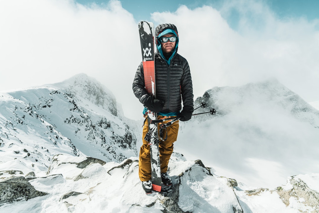 NORGES TAK: Stian Hagen på toppen av Galdhøpiggen. Foto: Christian Nerdrum