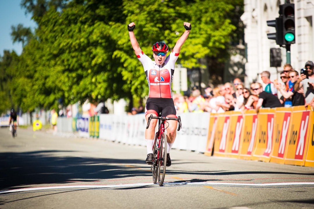 NYE UTFORDRINGER: Camilla Rånes Bye har herjet i Norge som junior. Nå venter tøffere konkurranse i Tour Down Under. Foto: Henrik Alpers. NYE UTFORDRINGER: Camilla Rånes Bye har herjet i Norge som junior. Nå venter tøffere konkurranse i Tour Down Under. Foto: Henrik Alpers.