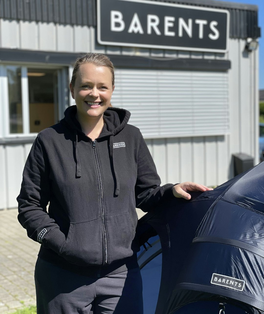 GRUNN TIL Å SMILE: Nora Helliksen er daglig leder i Barents. nora helliksen barents telt forsvaret