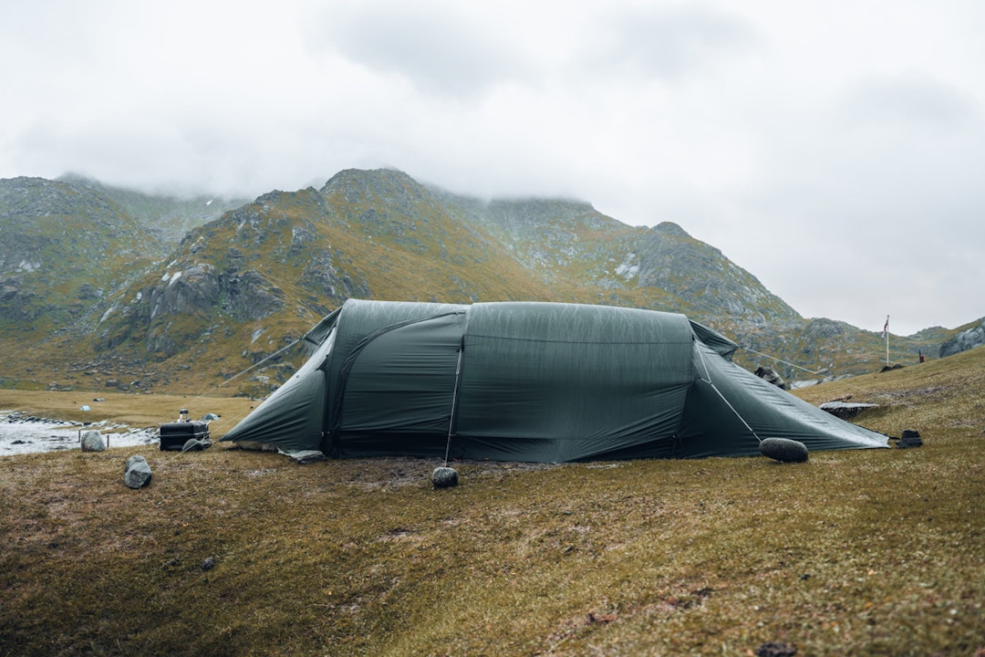 En ytterduk med 5000mm vannsøyle er utholdende og værsikkert. Foto: Kasper Eliassen En ytterduk med 5000mm vannsøyle er utholdende og værsikkert. Foto: Kasper Eliassen