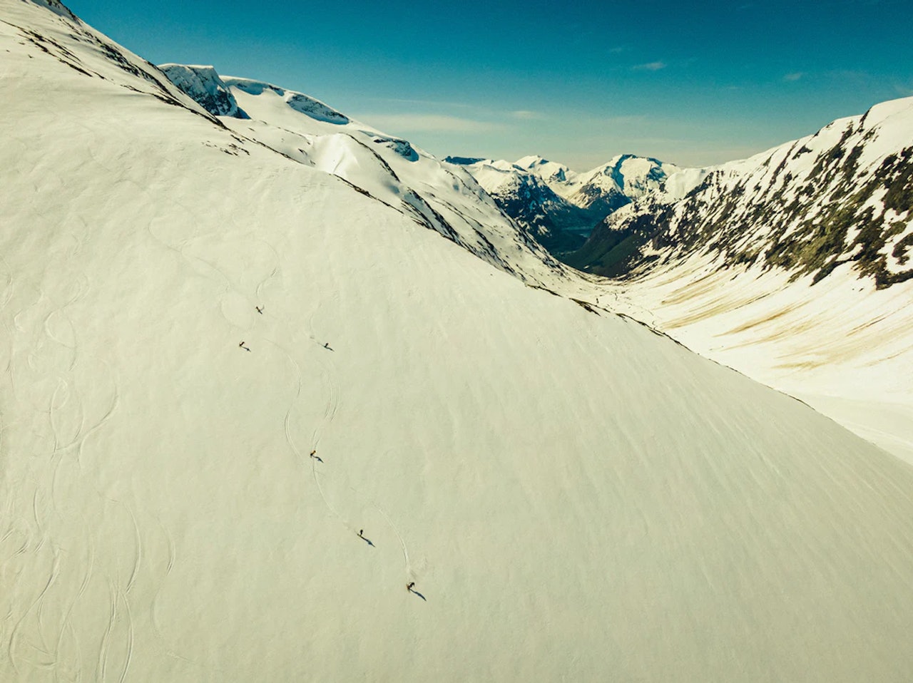 47 DAGER MED SOMMERSNØ: 17. juli stenger Stryn sommerski, etter en nokså lang sesong med mye snø, fine forhold og landets bets terrengpark. Foto: Christian Nerdrum