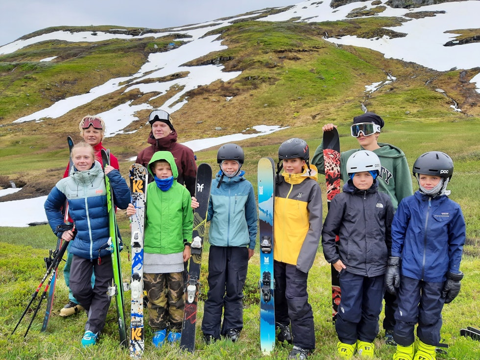 TOK KAMPEN FOR BYGDA OG BYEN: Disse juniorene leverte varene under frikjøringskonkurransen på Vikafjellet. Foto: Dag Sandvik
