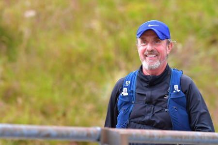 REN REFLEKS: Terje Lyngstad inviterer til «verdens lengste Pride» under Sunnfjord Ultra 9. juli. Foto: Steinar Bauge terje lyngstad