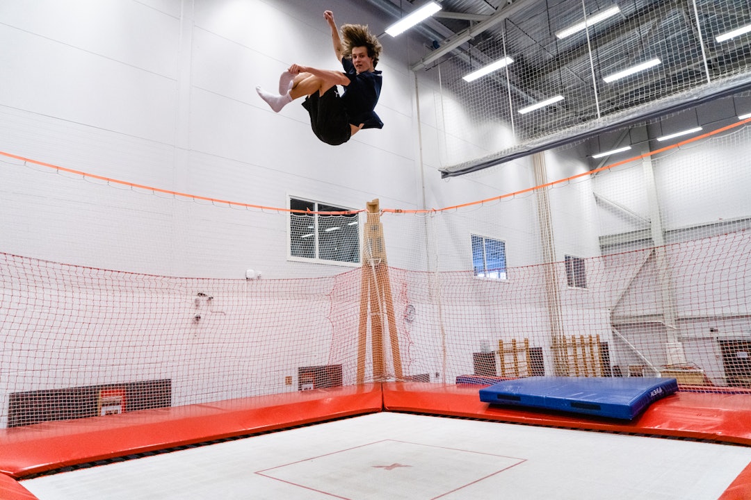 TRAMPOLINE: Trampoline har vært viktig for Birk Ruud siden dag én. Foto: Christian Nerdrum