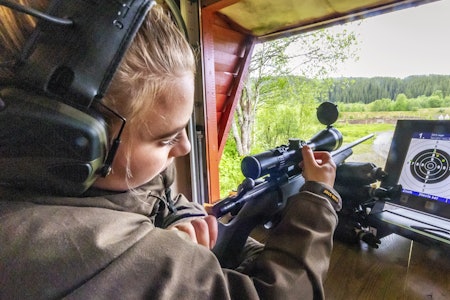 Null slurv: Du kan ha så god rifle og ammunisjon du bare vil. Men om du slurver med innskytingen, treffer du ikke der du sikter. Null slurv: Du kan ha så god rifle og ammunisjon du bare vil. Men om du slurver med innskytingen, treffer du ikke der du sikter.