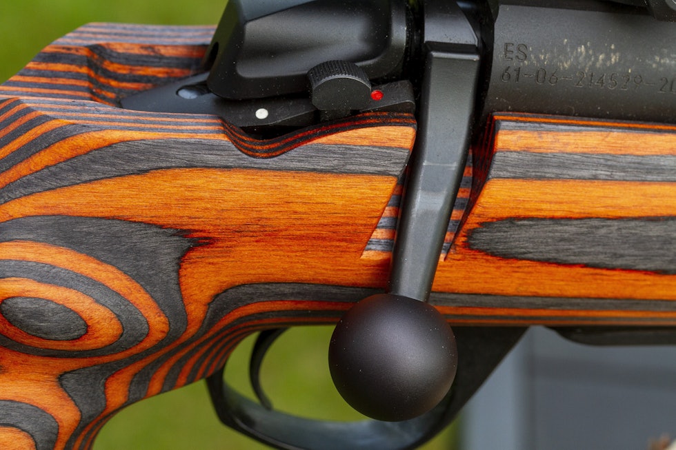 Bergara B14 rifle for damer med GRS Hunter Light-kolbe Sikringen på Bergara B14