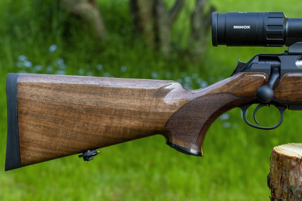 Savner justerbar kinnstøtte: Sauer 404 Artemis kolben på Sauer 404 Artemis rifle for damer