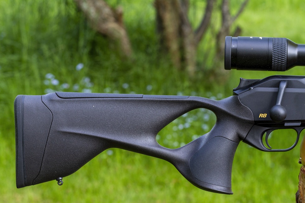 Tommelhullstokk: Blaser R8 Ultimate Compact Blaser R8 Ultimate Compact rifle for dame