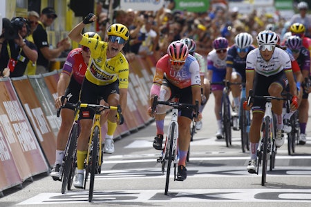 TOURENS ANDRE: Marianne Vos spurtet inn til sin andre etappeseier i Tour de France Femmes fredag. Foto: Cor Vos