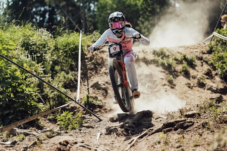 TOPP-TI: Mille Johnset, her under verdenscupen i Andorra i juli, gjorde et godt ritt i Mont-Sainte-Anne, tross en skadet skulder. Foto: Bartek Wolinski / Red Bull Content Pool TOPP-TI: Mille Johnset, her under verdenscupen i Andorra i juli, gjorde et godt ritt i Mont-Sainte-Anne, tross en skadet skulder. Foto: Bartek Wolinski / Red Bull Content Pool