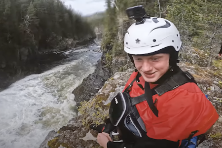 OMKOM: Robert Eggleston var blant verdens aller beste elvepadlere. Han ble tjue år gammel. Foto: Bren Orton OMKOM: Robert Eggleston var blant verdens aller beste elvepadlere. Han ble tjue år gammel. Foto: Bren Orton